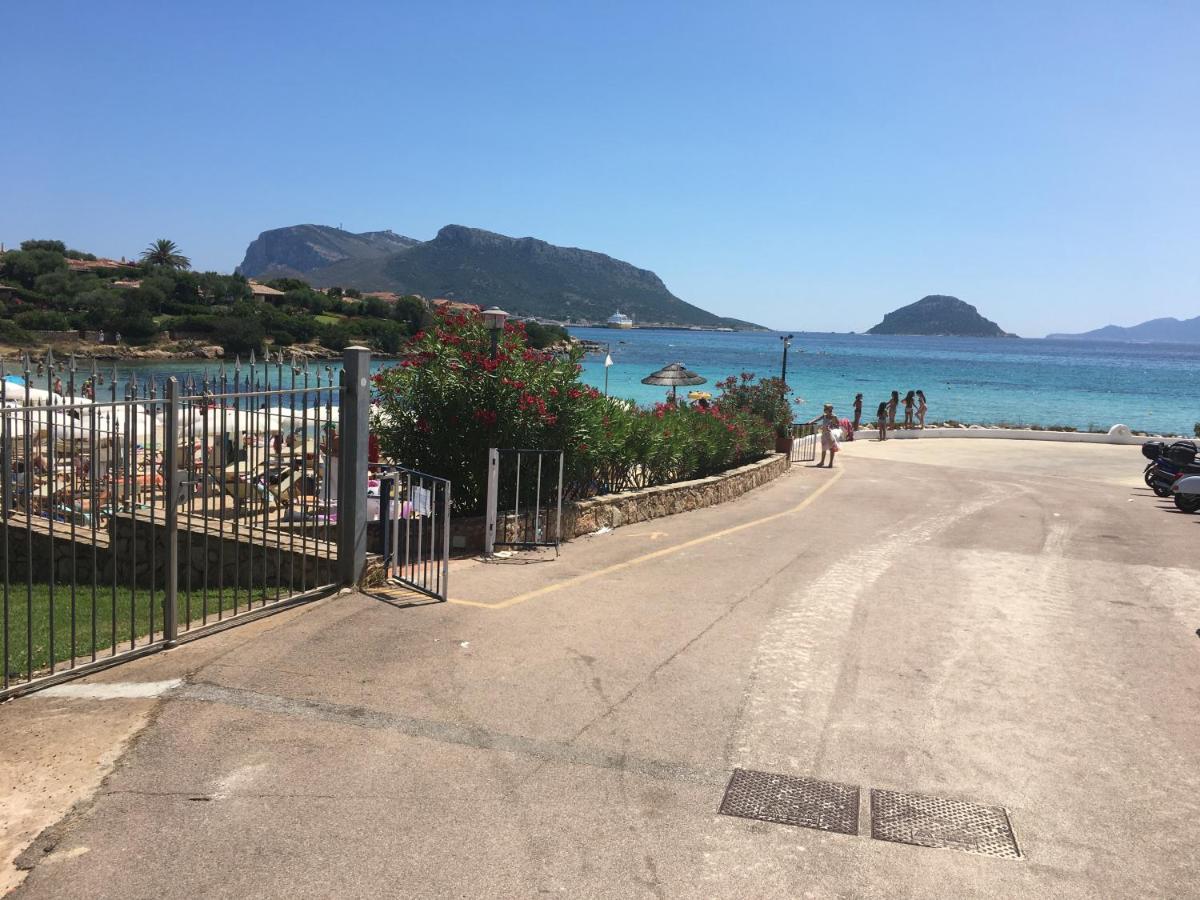 Baia Caddinas Casa Con Vista Mare Golfo Aranci Villa Exterior photo